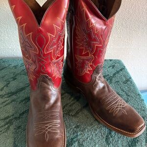 Nocona Vintage red and brown western boots #NB6023